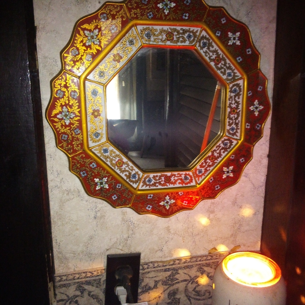 Octogan mirror